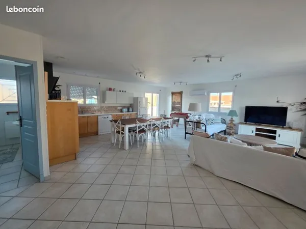 Maison à 300 mètres de la plage