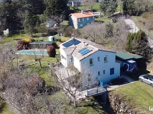 Maison 4 pièces 150 m²
