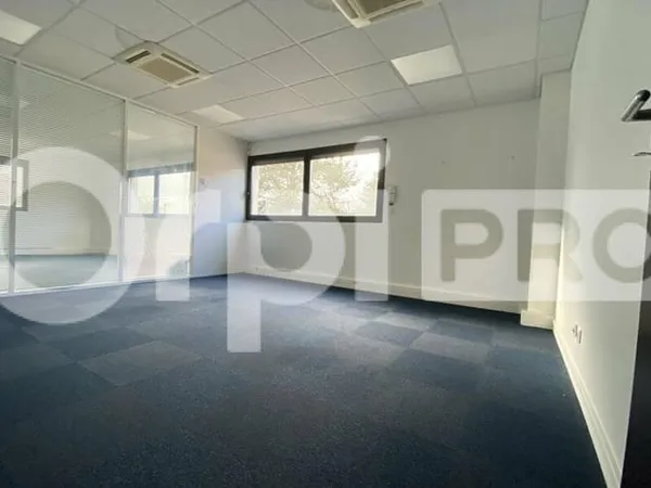 Bureaux 88 m²