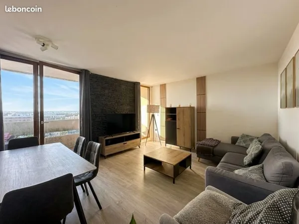 Appartement 5 pièces 23 m²