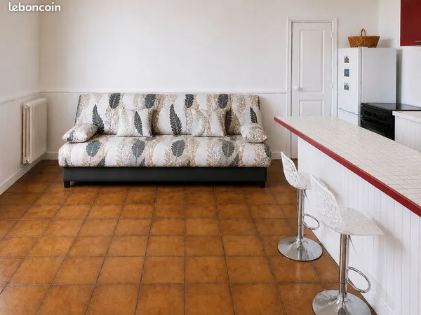 👉 T2 Meublé Lumineux 33 m² - Sartène - Location à l'année - 460