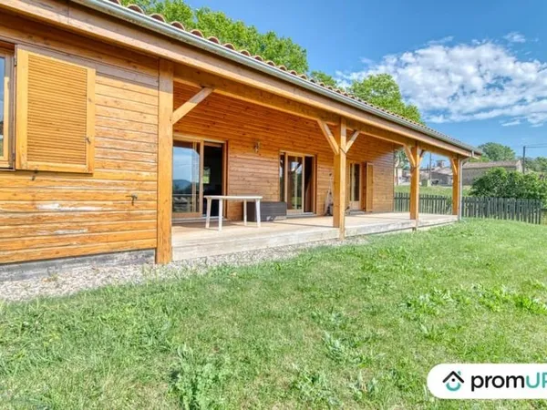 Maison contemporaine de 120 m2 à VILLEBAZY