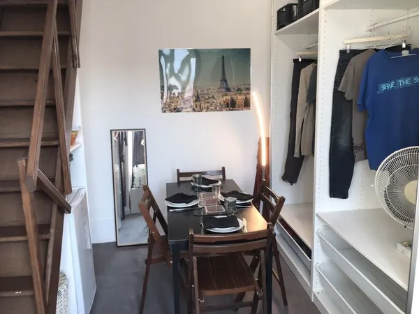 Nice renewed duplex with 2 bedrooms-Close to Métro