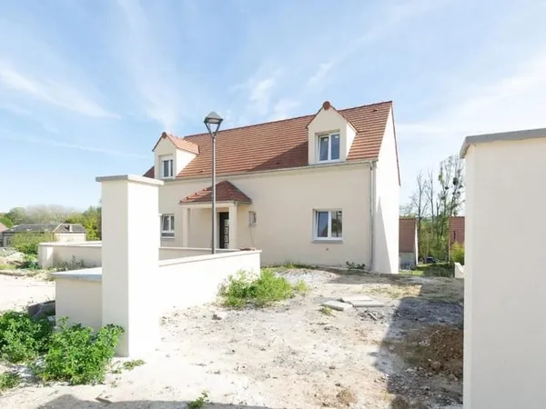 Maison de 7 pièces de 120 m2 avec 5 chambres à 10 mn de Soissons