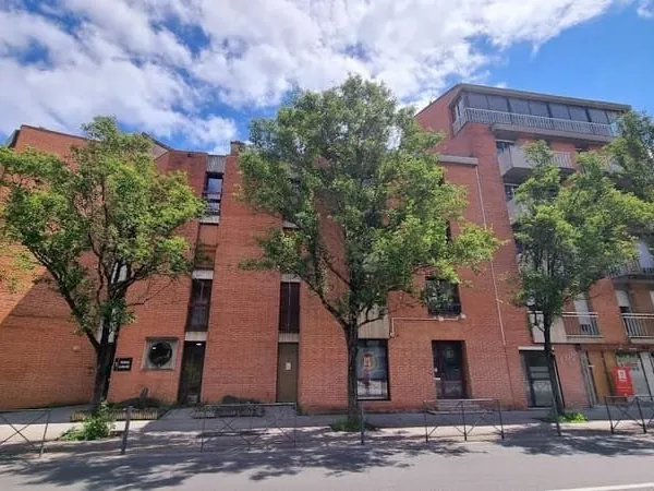 Bureaux 74 m²