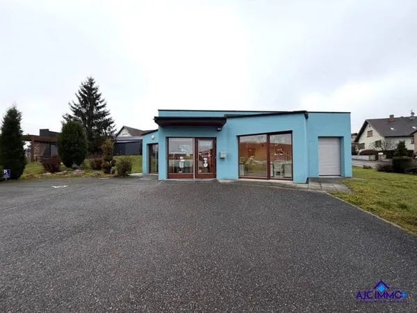 Boutique 1 pièce 101 m²