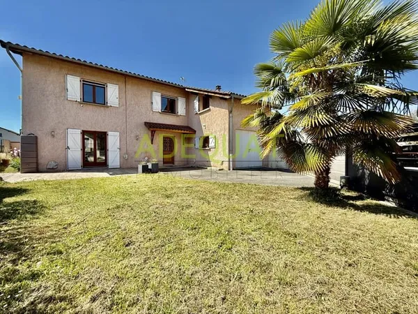 CESSIEU 'CENTRE VILLAGE', maison / 3 chambres / garage / ter