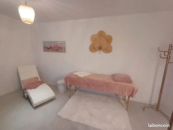 BUREAU POUR THERAPEUTE 2 jours par semaine au pole médical de Brignon