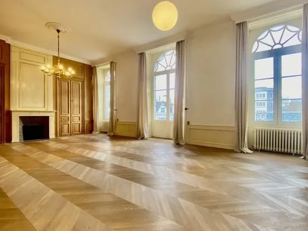 Appartement 6 pièces 169 m²