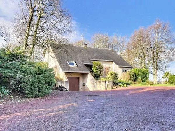 EXCLUSIVITE à LA LUCERNE D'OUTREMER (50320) maison à vendre 9 pièces sur sous-sol sur env. 2460 m² d
