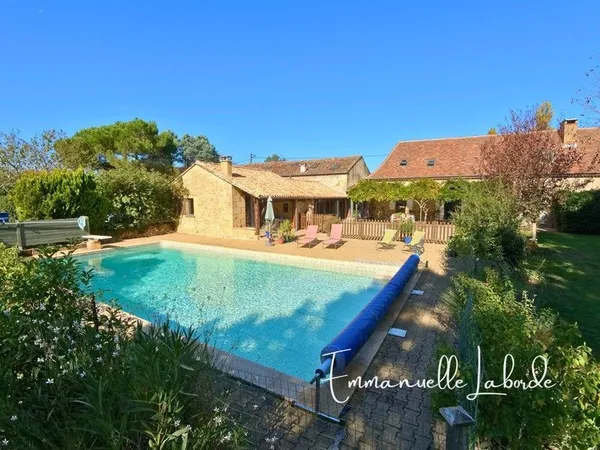 Maison familiale 242 m² avec piscine et dépendances - Cours-de-Pile, 7 km de Bergerac