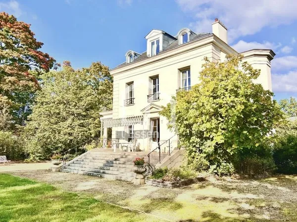 Maison Maisons Laffitte 12 pièce(s) 300 m2