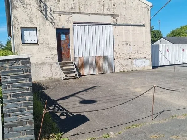 Bâtiments 200m2
