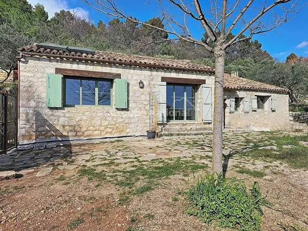 Maison de plain-pied 4 pièces 116 m²