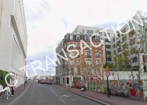 Boutique 2 pièces 110 m²