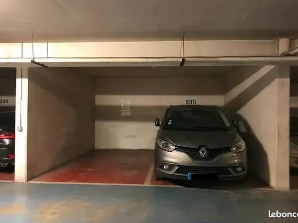 Place de parking moto