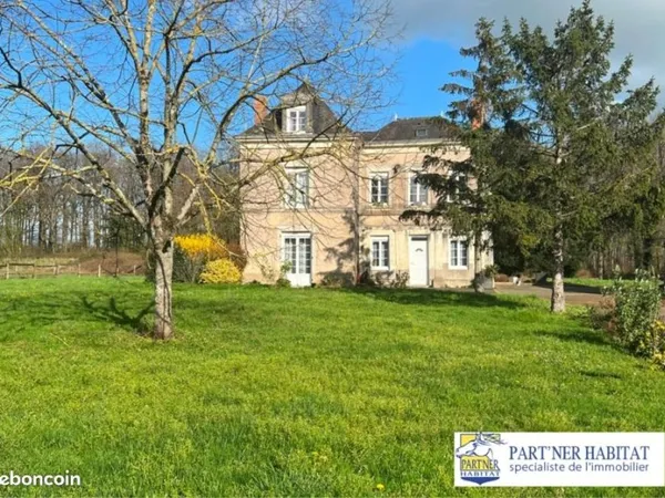 Propriété 9 pièces 176 m²