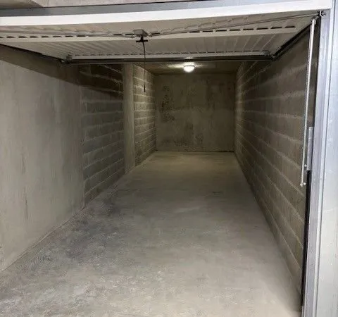 Garage double boxé en sous-sol Trévoux