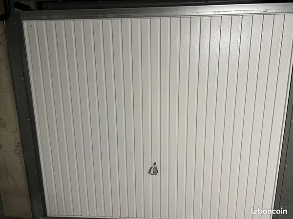 Garage/box 15 m² Rennes