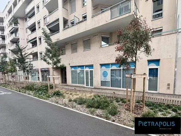 LOCAL COMMERCIAL - BUREAUX 128M2 DIVISIBLES
