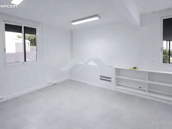 Bureaux 189 m² La Possession