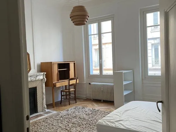 Appartement 5 pièces 140 m²