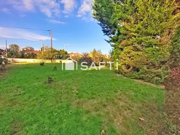Terrain 471 m²