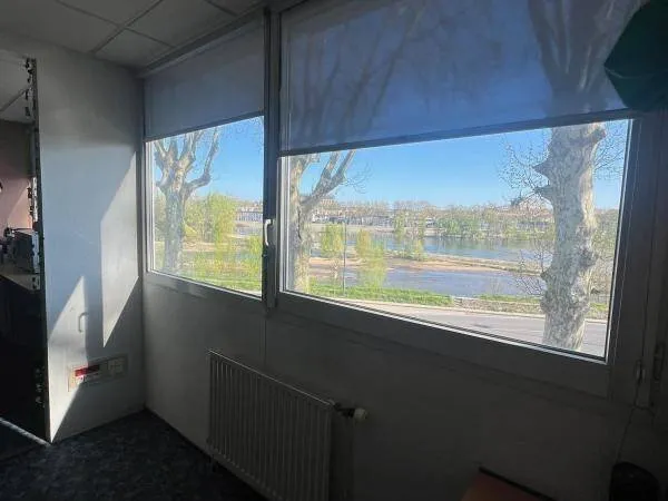 Bureau 52 m²