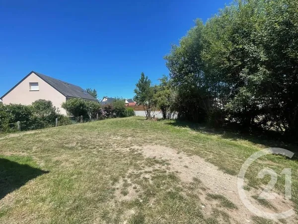 Terrain 308 m²