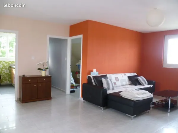 LOUE ,appart, 78 m2 à St Aubin du Cormier