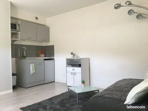 STUDIO + Place de parking dans garage ferme avenue defense passive amiens