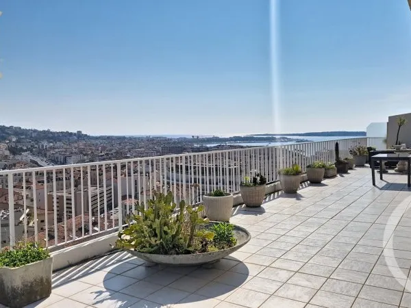 Appartement 4 pièces 103 m²