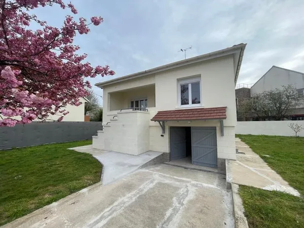 Maison À Louer ITTEVILLE / DOMAINE