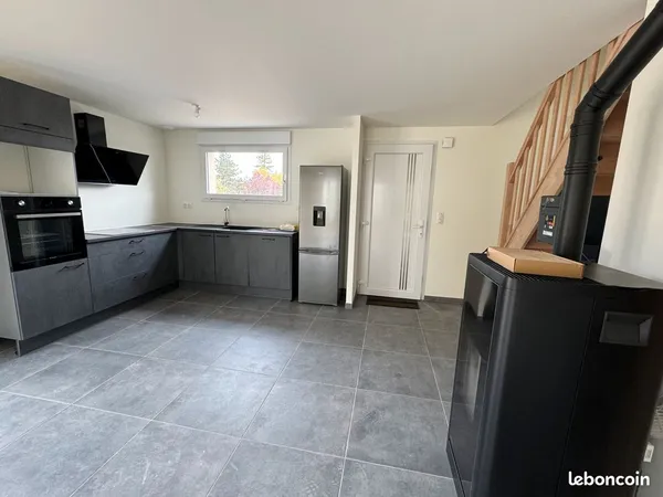 Maison à Louer 5 Pièces