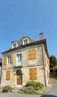 Coup de coeur pour maison de bourg 1814 avec jardin