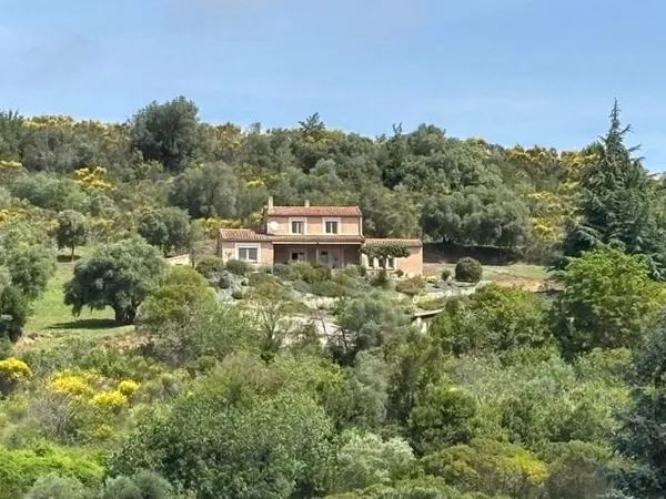 Maison 5 pièces 150 m²