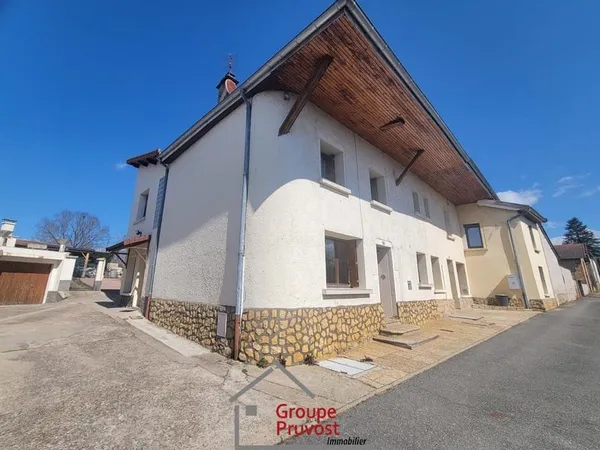Maison 7 pièces 144 m²