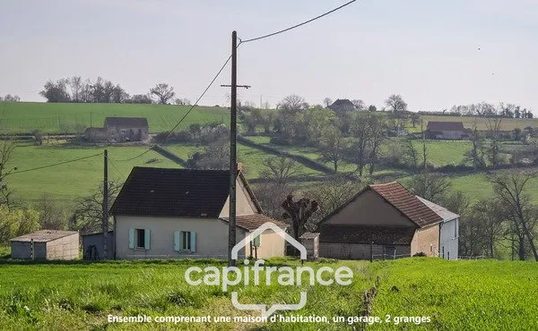 Avendre - Maison à rénover avec granges et terrain - Fort potentiel - Trézelles (03)
