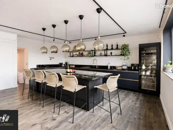 Appartement 5 pièces 180 m²