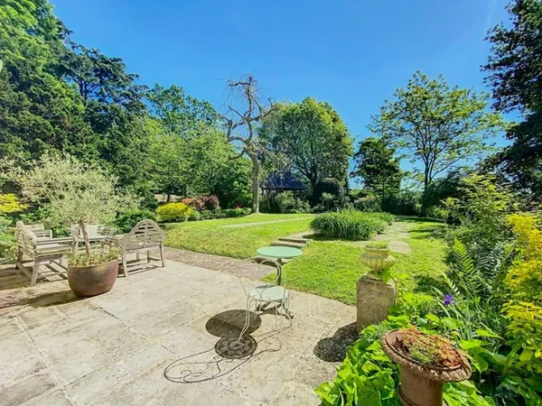 Maison Saint Remy Les Chevreuse 7 pièce(s) 270.90 m2