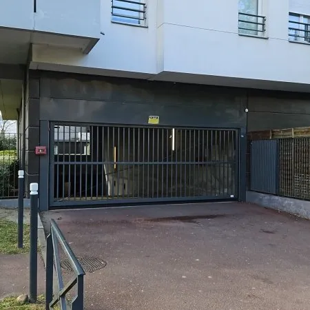 Parking 13 m²