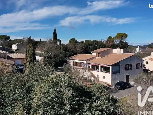 Maison 8 pièces 287 m²