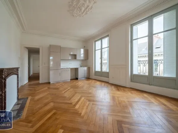 Appartement 4 pièces 141 m²