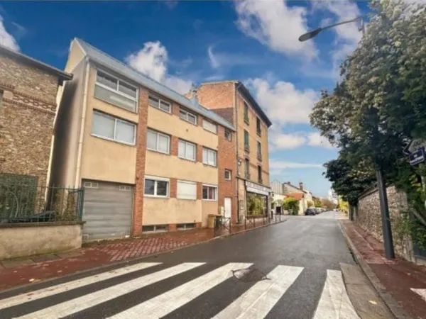 Bureaux 6 pièces 105 m²
