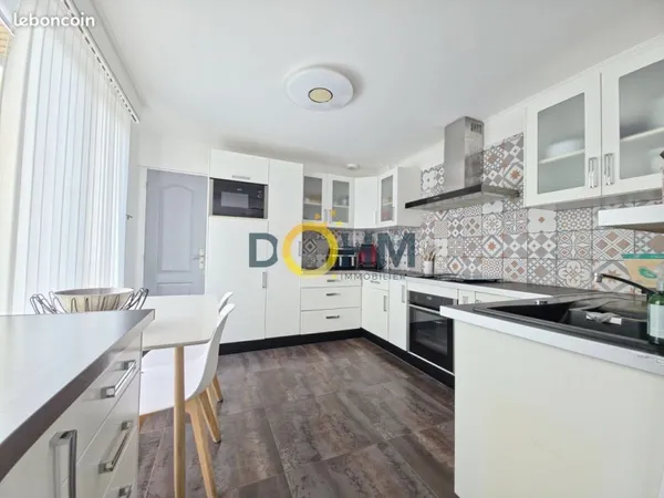 Propriété 8 pièces 152 m²