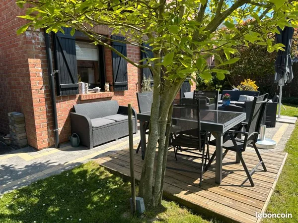 Maison semi-individuelle par garage - exclusivite de l'agence
