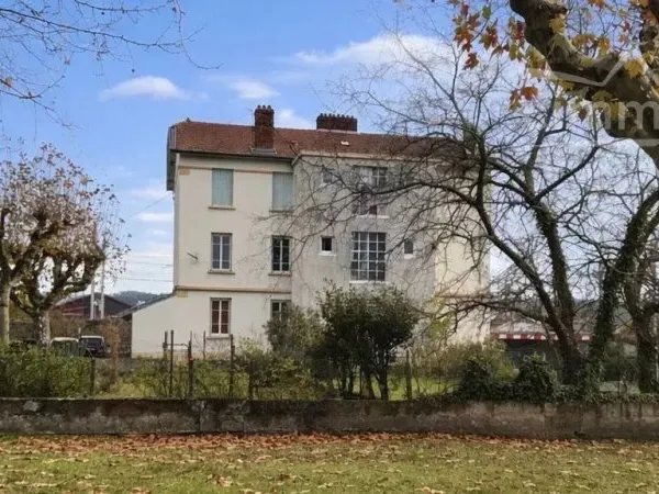 Appartement T3 -74m2 avec cave, garage et jardin privatif