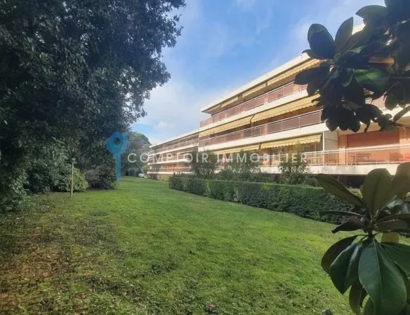 Appartement 6 pièces 165 m²