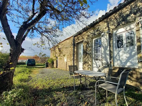 Maison à vendre à LE LOROUX BOTTEREAU - 183750 €