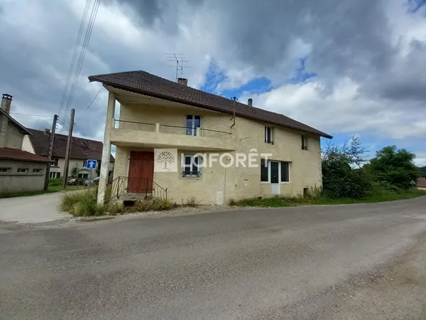 Maison 10 pièces 240 m²